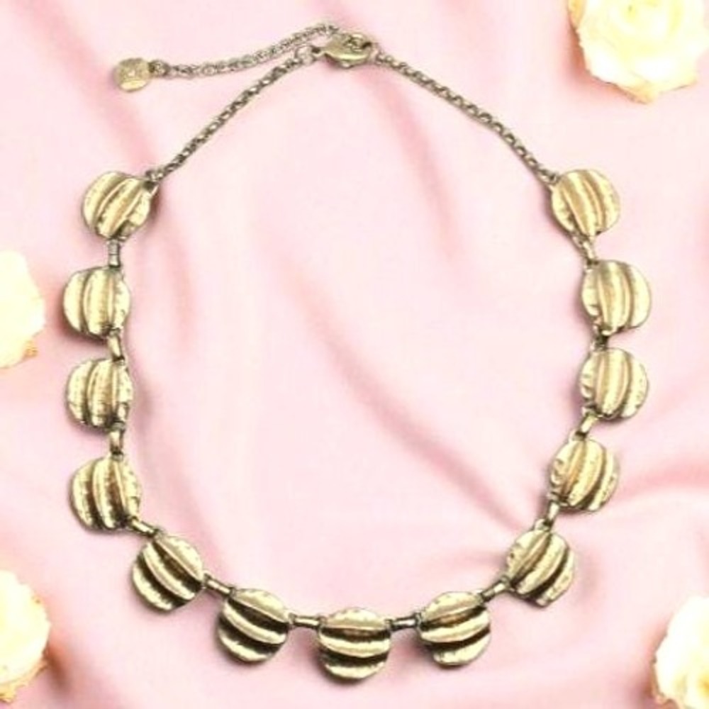 Vintage 1990s Monet Gold Tone‎ Ridged Disc Collar Cable Chain Necklace